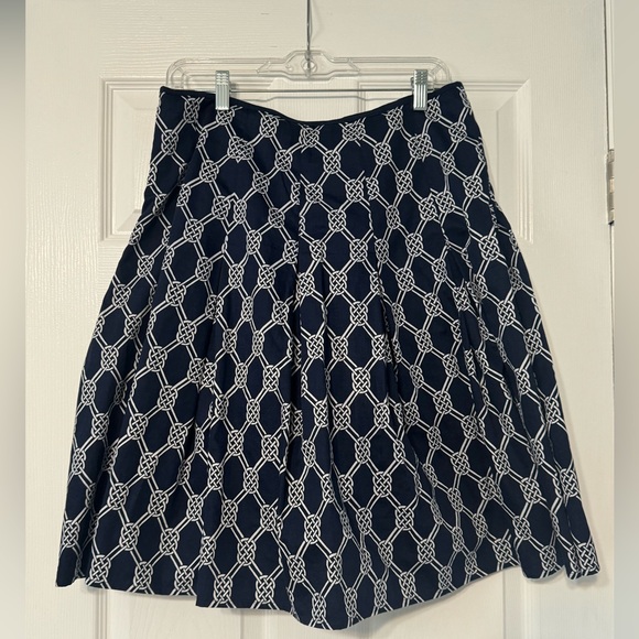 Blue and white Nautical skirt with side zipper. Like new condition - Picture 2 of 2